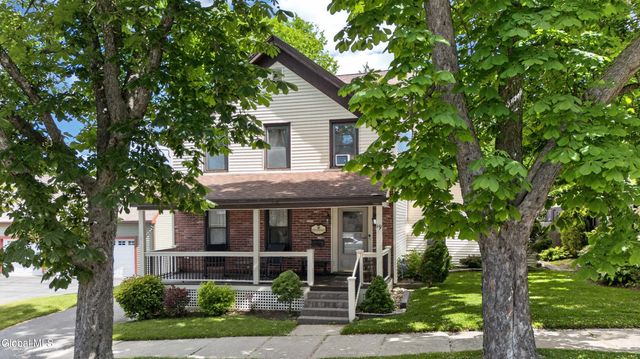 19 W Montgomery Street, Johnstown, NY 12095