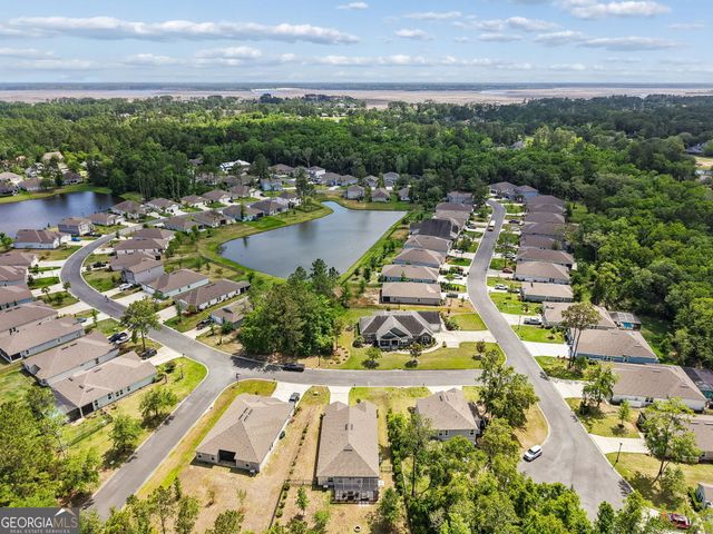 203 Chinquapin Drive, St. Marys, GA 31558