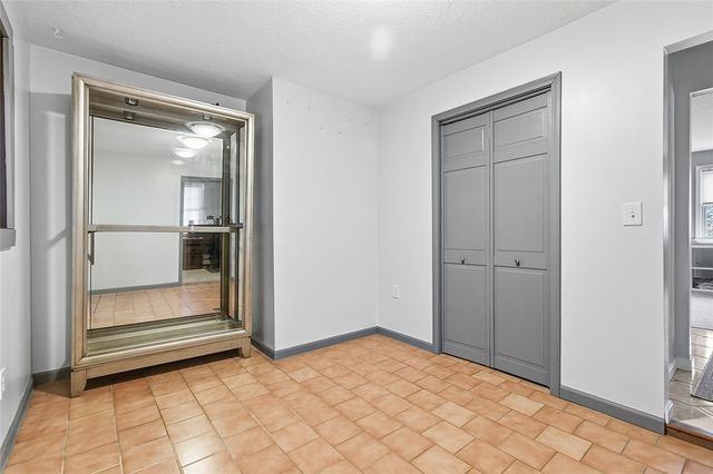 2034 Ewings Mill Rd, Robinson Twp, PA 15108