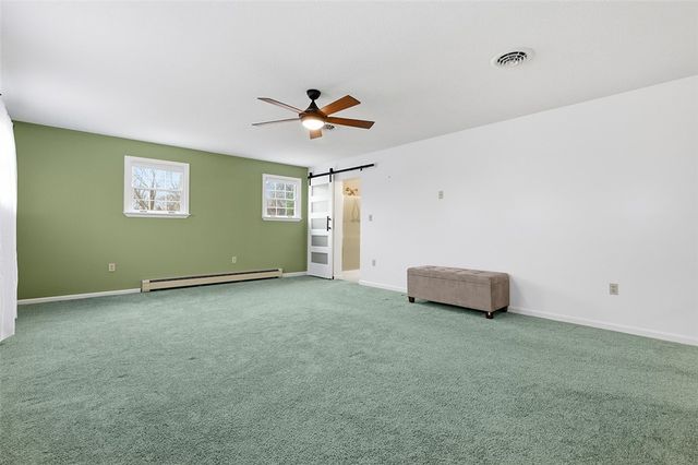 2034 Ewings Mill Rd, Robinson Twp, PA 15108