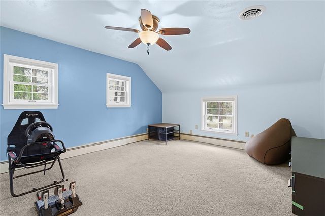 2034 Ewings Mill Rd, Robinson Twp, PA 15108