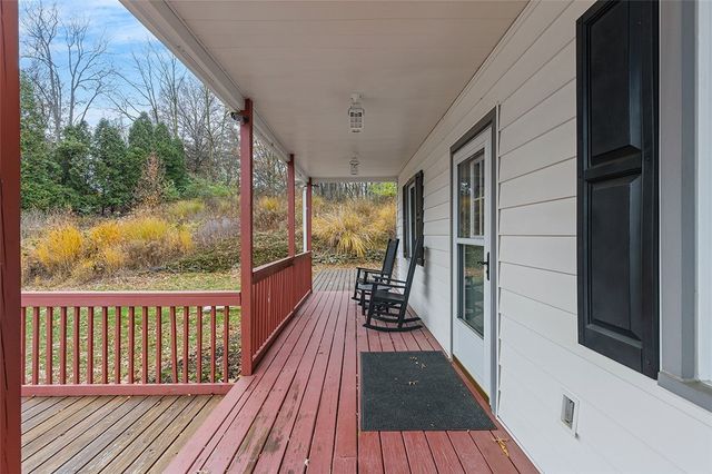 2034 Ewings Mill Rd, Robinson Twp, PA 15108