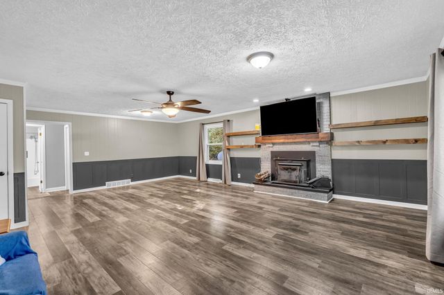 8581 N Goat Hollow Road, Mooresville, IN 46158