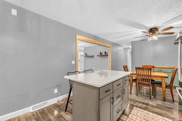 8581 N Goat Hollow Road, Mooresville, IN 46158