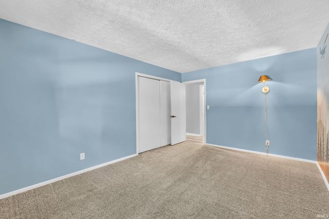 8581 N Goat Hollow Road, Mooresville, IN 46158