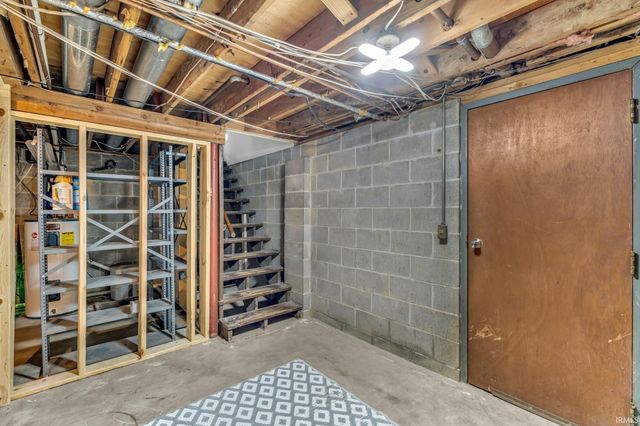 8581 N Goat Hollow Road, Mooresville, IN 46158
