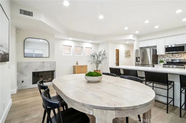 526 12th, Huntington Beach, CA 92648