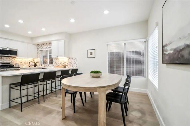 526 12th, Huntington Beach, CA 92648