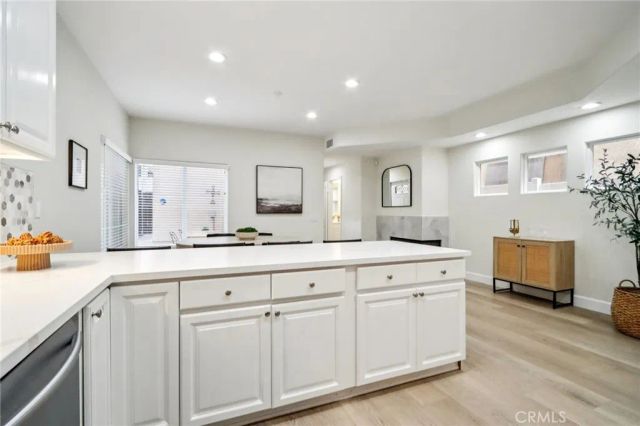 526 12th, Huntington Beach, CA 92648