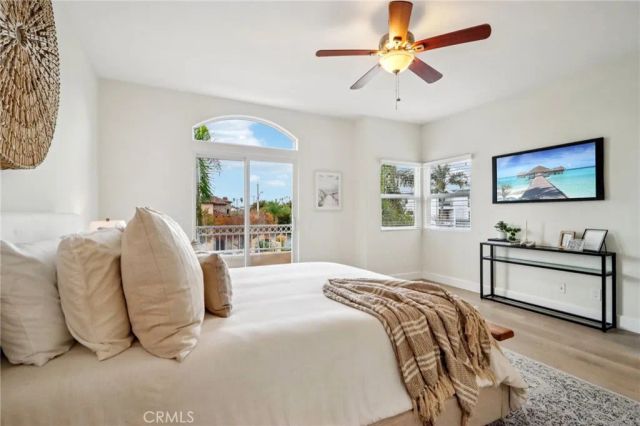 526 12th, Huntington Beach, CA 92648