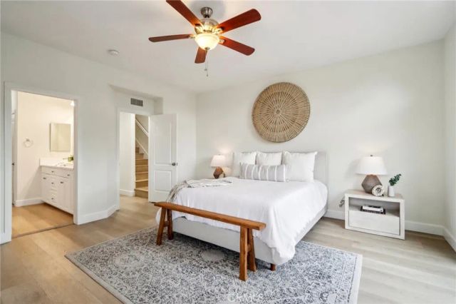 526 12th, Huntington Beach, CA 92648