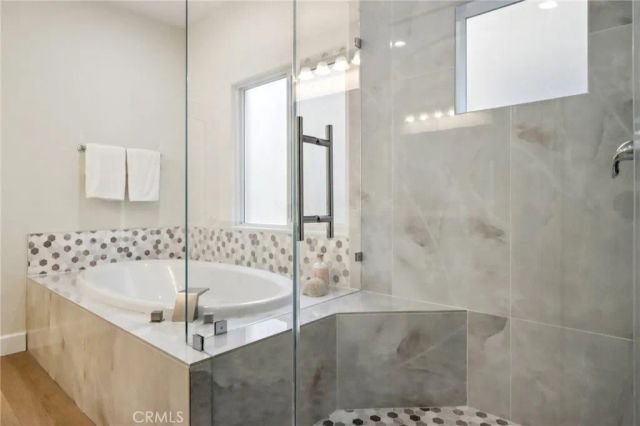 526 12th, Huntington Beach, CA 92648