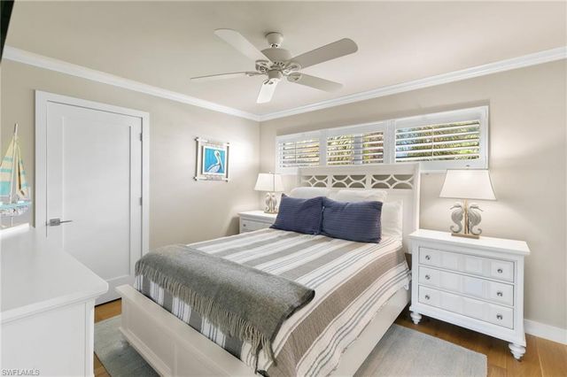 2140 Shad CT, Naples, FL 34102