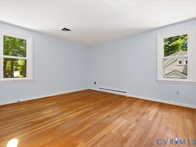 9740 Redbridge Rd, North Chesterfield, VA 23236