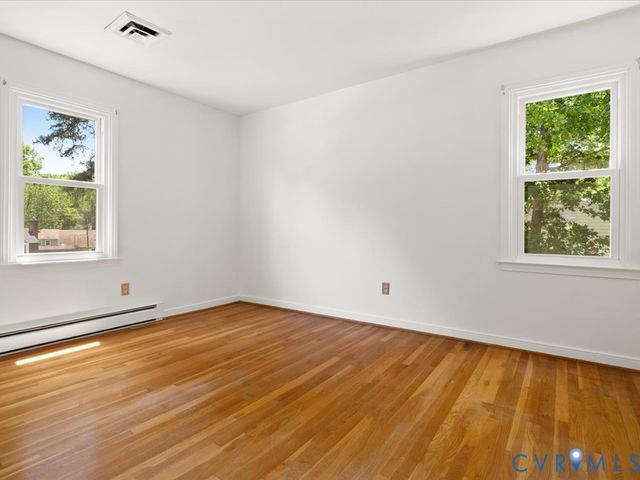 9740 Redbridge Rd, North Chesterfield, VA 23236