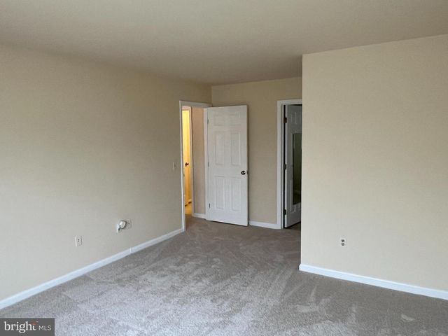 874 WATERFORD DR, Frederick, MD 21702