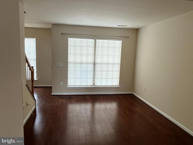 874 WATERFORD DR, Frederick, MD 21702