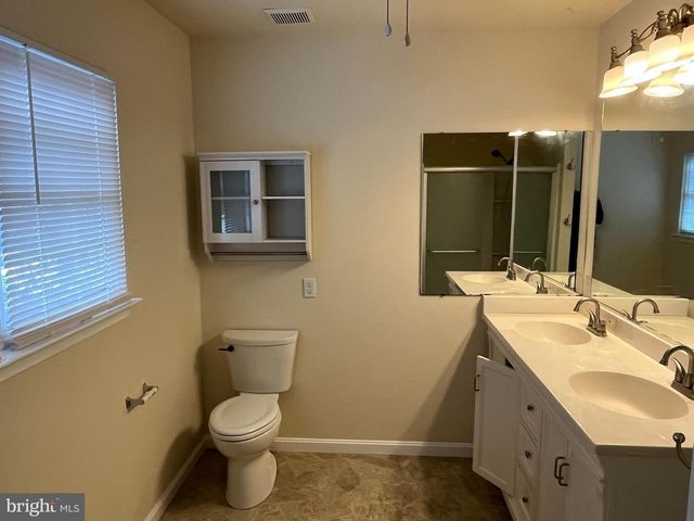 874 WATERFORD DR, Frederick, MD 21702