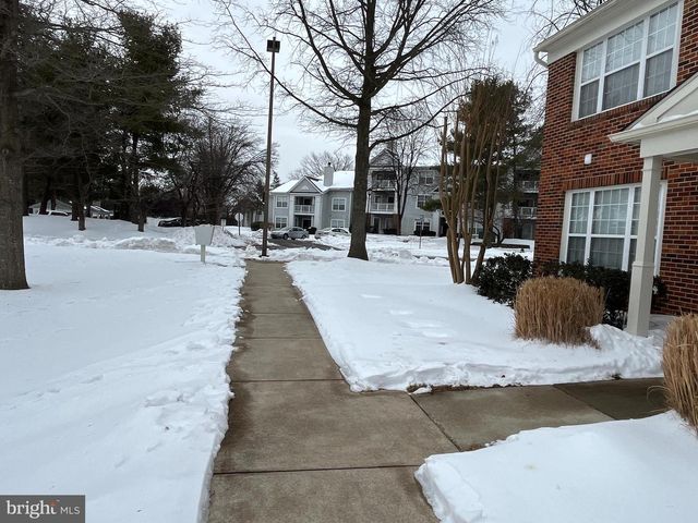 874 WATERFORD DR, Frederick, MD 21702