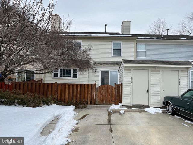 874 WATERFORD DR, Frederick, MD 21702