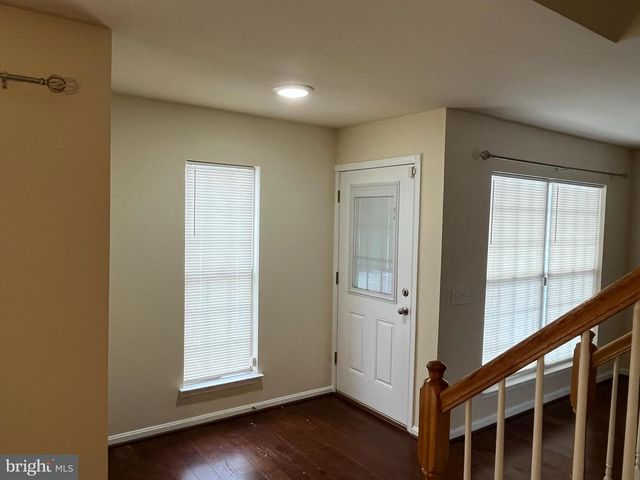 874 WATERFORD DR, Frederick, MD 21702