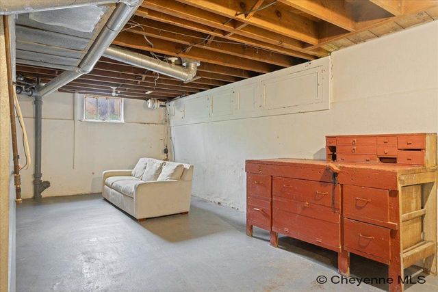 2514 MAXWELL AVE, Cheyenne, WY 82001