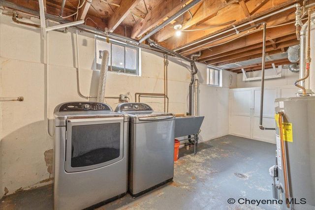 2514 MAXWELL AVE, Cheyenne, WY 82001