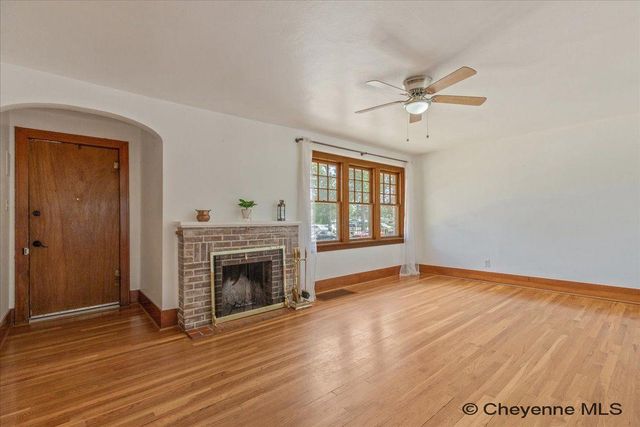 2514 MAXWELL AVE, Cheyenne, WY 82001