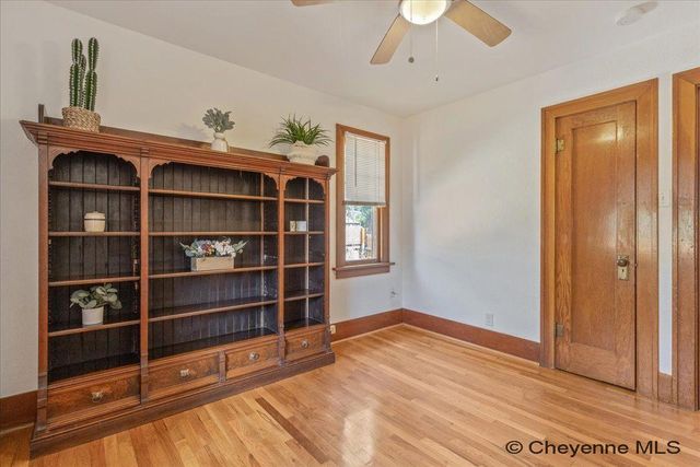 2514 MAXWELL AVE, Cheyenne, WY 82001