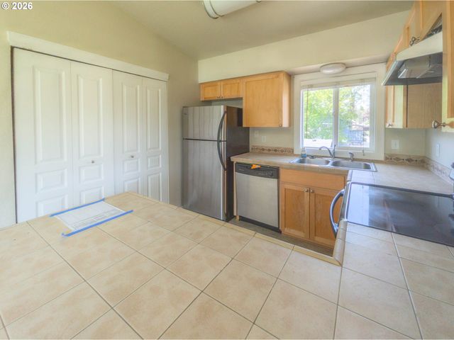 1924 Nw 143RD Ave 58, Portland, OR 97229