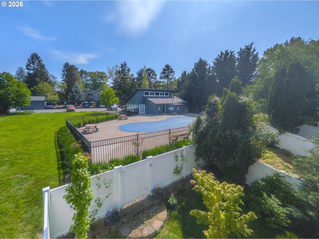 1924 Nw 143RD Ave 58, Portland, OR 97229