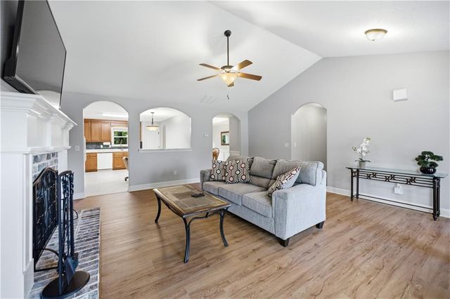 281 Petal Creek Lane, Jefferson, GA 30549