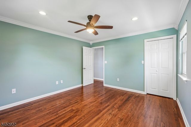 39 Manchester Ct, Wayne Twp., NJ 07470
