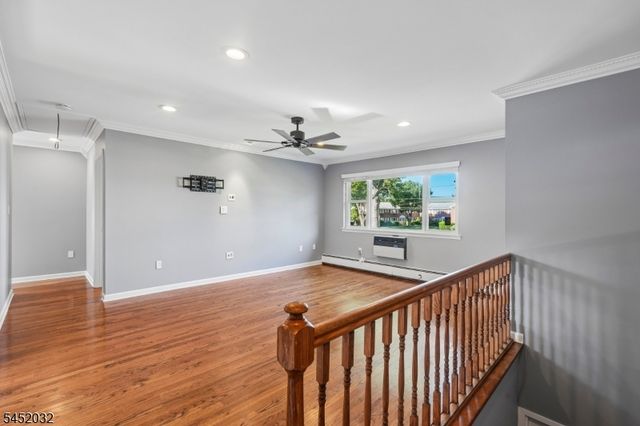 39 Manchester Ct, Wayne Twp., NJ 07470