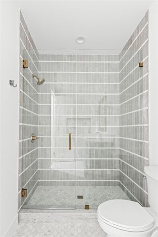 6454 Kenwood Avenue, Dallas, TX 75214