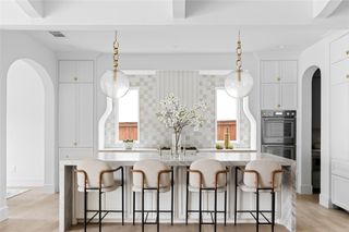 6454 Kenwood Avenue, Dallas, TX 75214