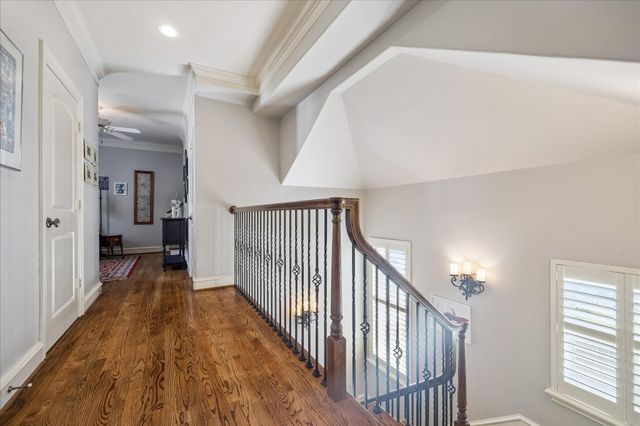 24 Hackberry Lane B, Houston, TX 77027