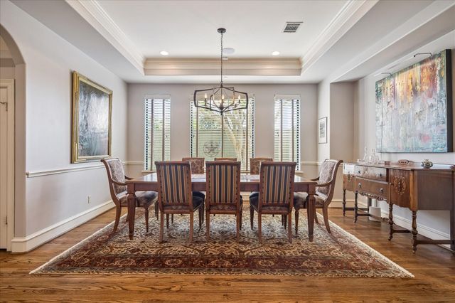 24 Hackberry Lane B, Houston, TX 77027