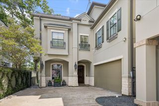 24 Hackberry Lane B, Houston, TX 77027