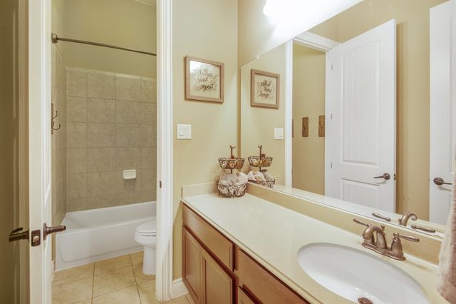 321 Westwood Drive, League City, TX 77573