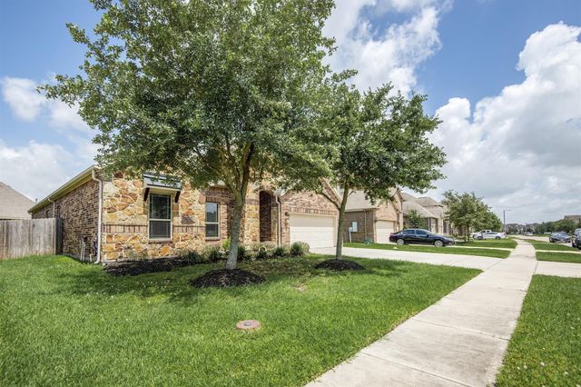 321 Westwood Drive, League City, TX 77573