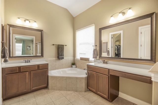 321 Westwood Drive, League City, TX 77573