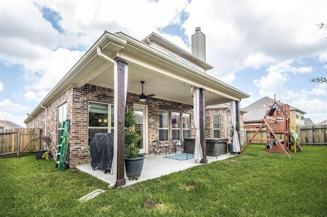 321 Westwood Drive, League City, TX 77573