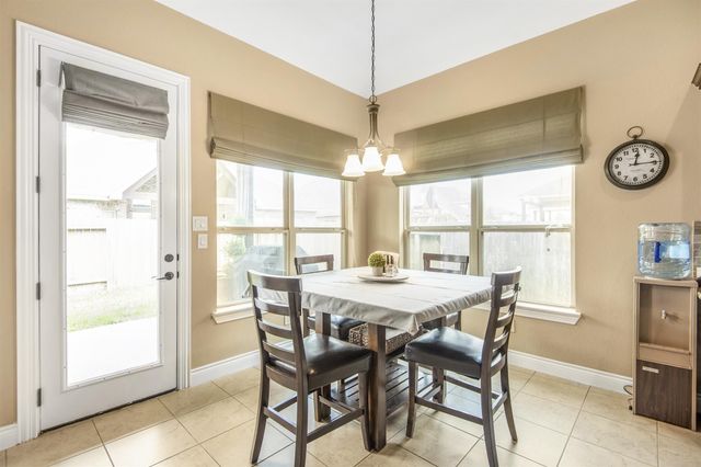 321 Westwood Drive, League City, TX 77573
