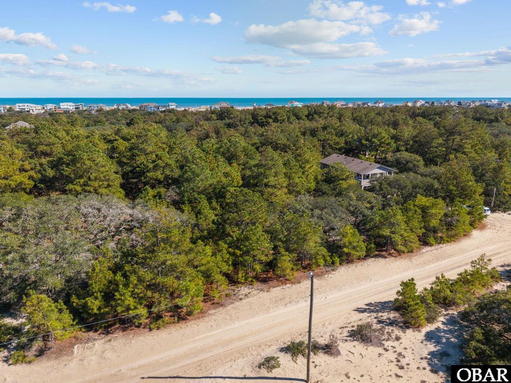 Image 11 of property listing at 2005 Ridge Road Lot, Corolla, NC 27927