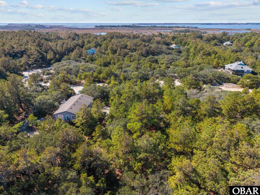 Image 6 of property listing at 2005 Ridge Road Lot, Corolla, NC 27927