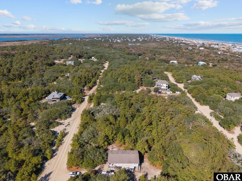 Image 9 of property listing at 2005 Ridge Road Lot, Corolla, NC 27927