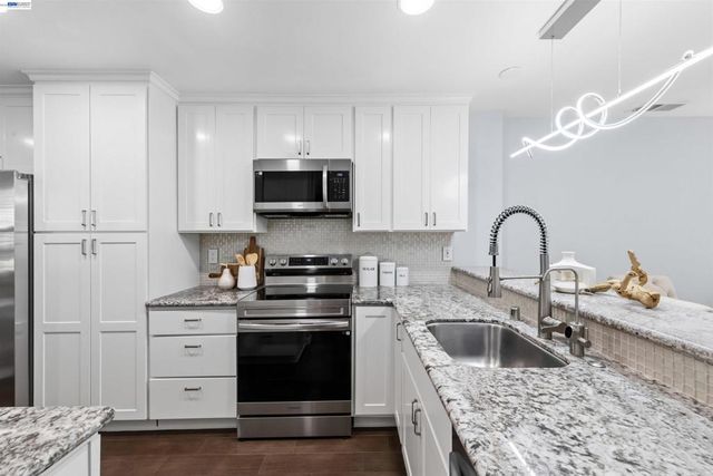 4159 Amberwood Cir, Pleasanton, CA 94588