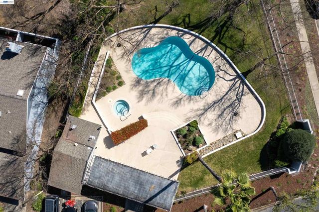 4159 Amberwood Cir, Pleasanton, CA 94588