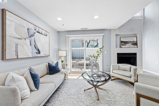 4159 Amberwood Cir, Pleasanton, CA 94588